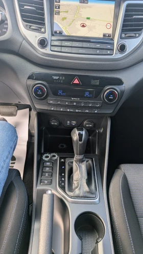 Hyundai Tucson 2.0 CRDI 4x4 Automatic  - 12533 € / 24512.42 лв. - 70572944 12