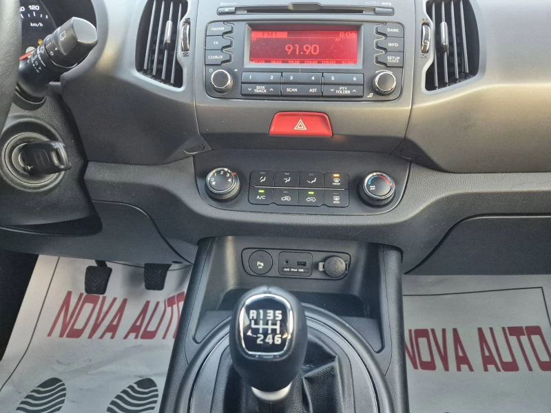 Kia Sportage 1.6i-GPL-ПАНОРАМА, снимка 10 - Автомобили и джипове - 48793950