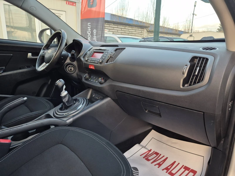 Kia Sportage 1.6i-GPL-ПАНОРАМА, снимка 11 - Автомобили и джипове - 48793950