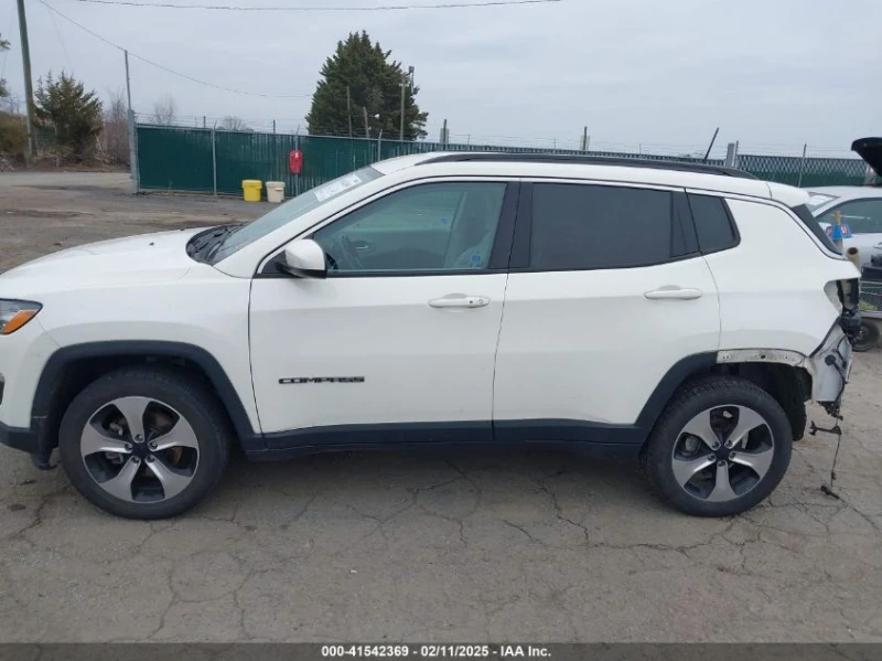 Jeep Compass 2.4L I-4 VVT, 180HP 4X4 Drive, снимка 6 - Автомобили и джипове - 49290092