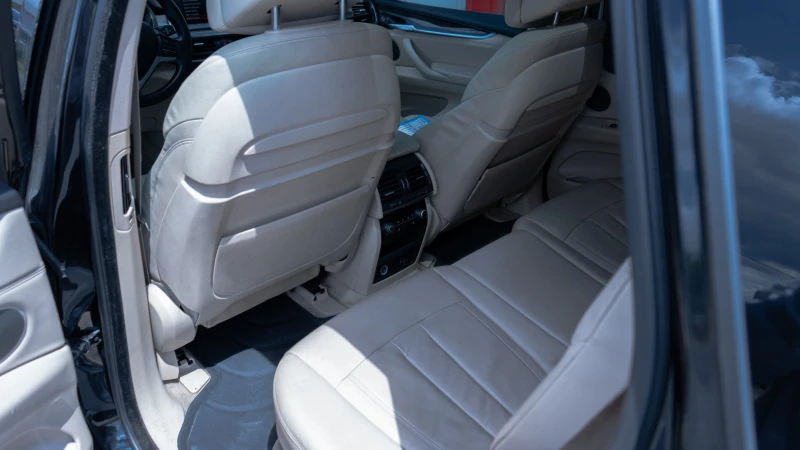 BMW X5 3.5i, снимка 8 - Автомобили и джипове - 51447207