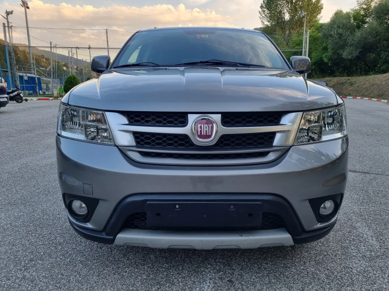 Fiat Freemont, снимка 2 - Автомобили и джипове - 51826801