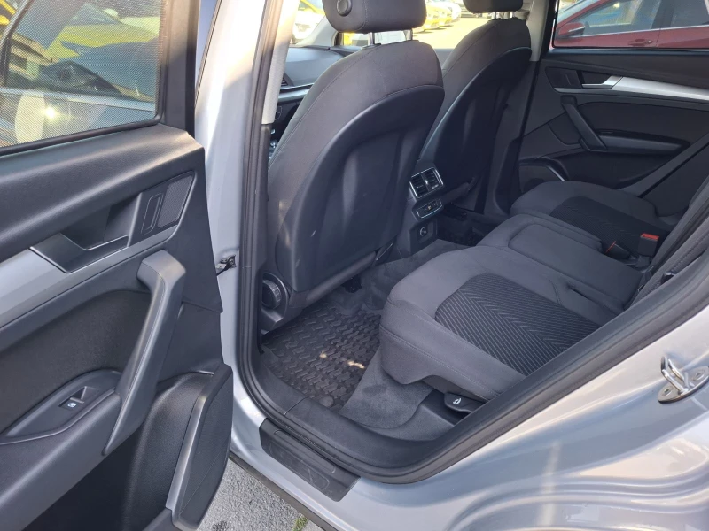 Audi Q5 2.0 tdi , снимка 7 - Автомобили и джипове - 51961309