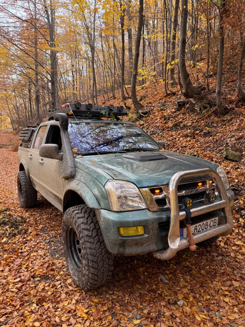 Isuzu D-max, снимка 4 - Автомобили и джипове - 52908372