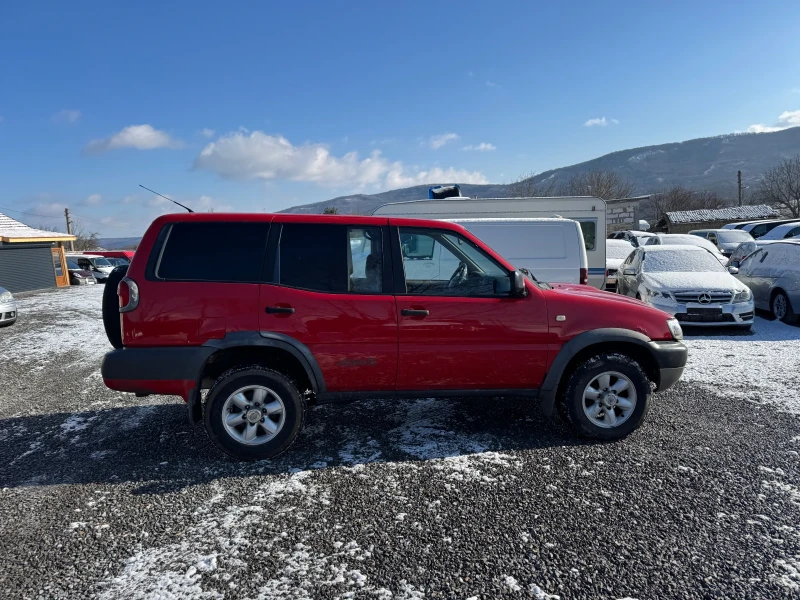 Nissan Terrano 2.7 turbo KLIMATIK, снимка 4 - Автомобили и джипове - 53181409