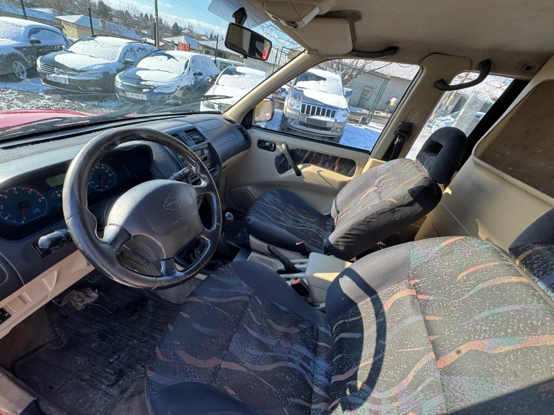 Nissan Terrano 2.7 turbo KLIMATIK, снимка 11 - Автомобили и джипове - 53181409