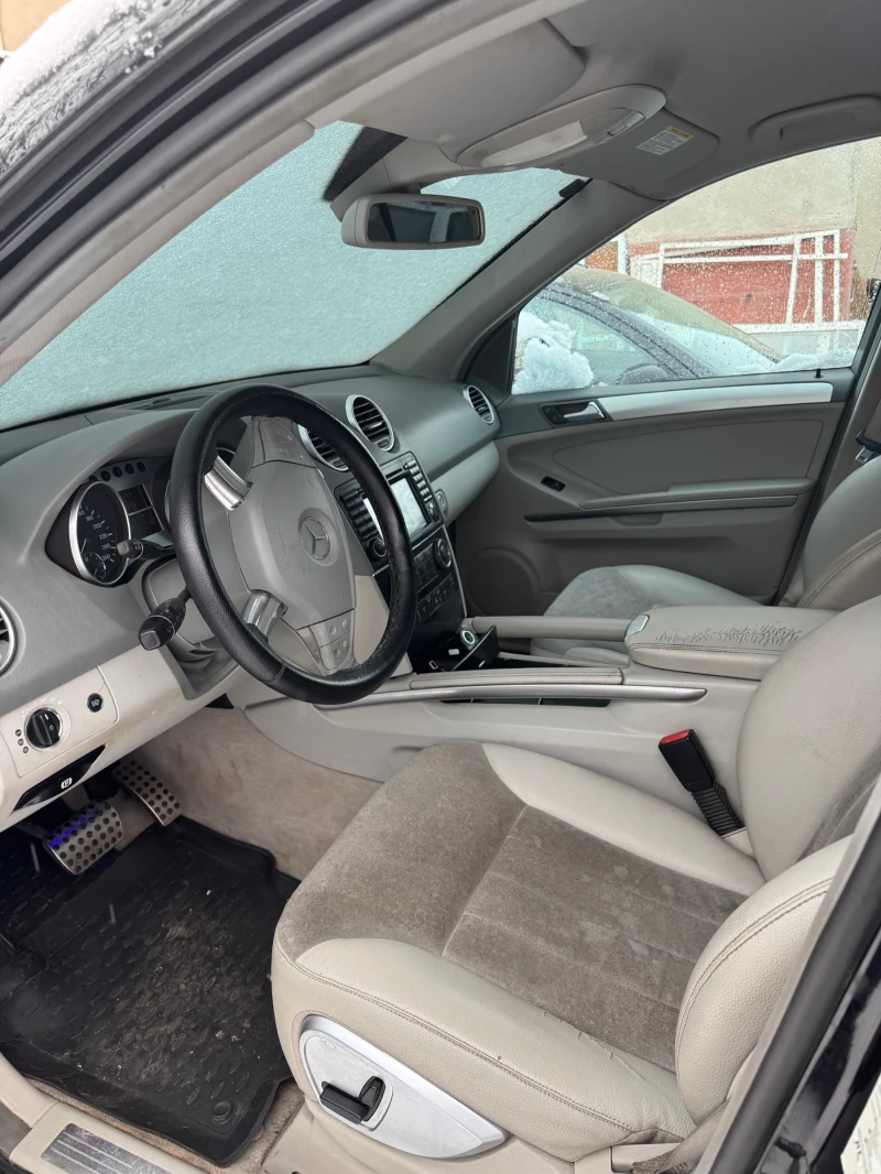 Mercedes-Benz ML 320 CDI 4 MATIC, снимка 6 - Автомобили и джипове - 53188051