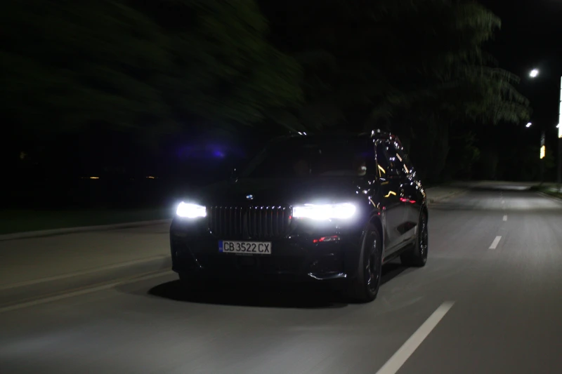 BMW X7 4.0D, снимка 2 - Автомобили и джипове - 53447146