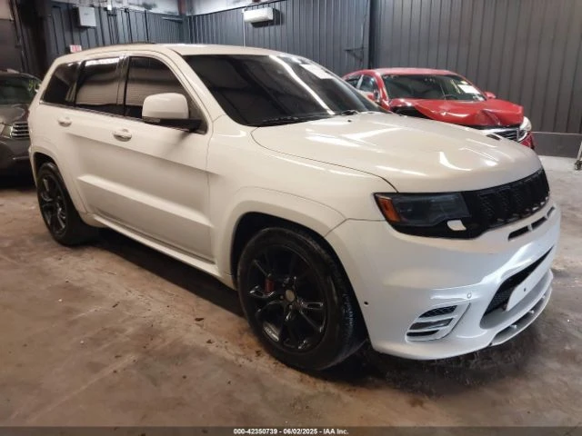 Jeep Grand cherokee SRT* 6.4* V8* 8ZF* ПОДГРЕВ* КАМЕРА* КЕЙЛЕС* LANE*  - 32999 лв. / 16872.12 € - 52992630 1