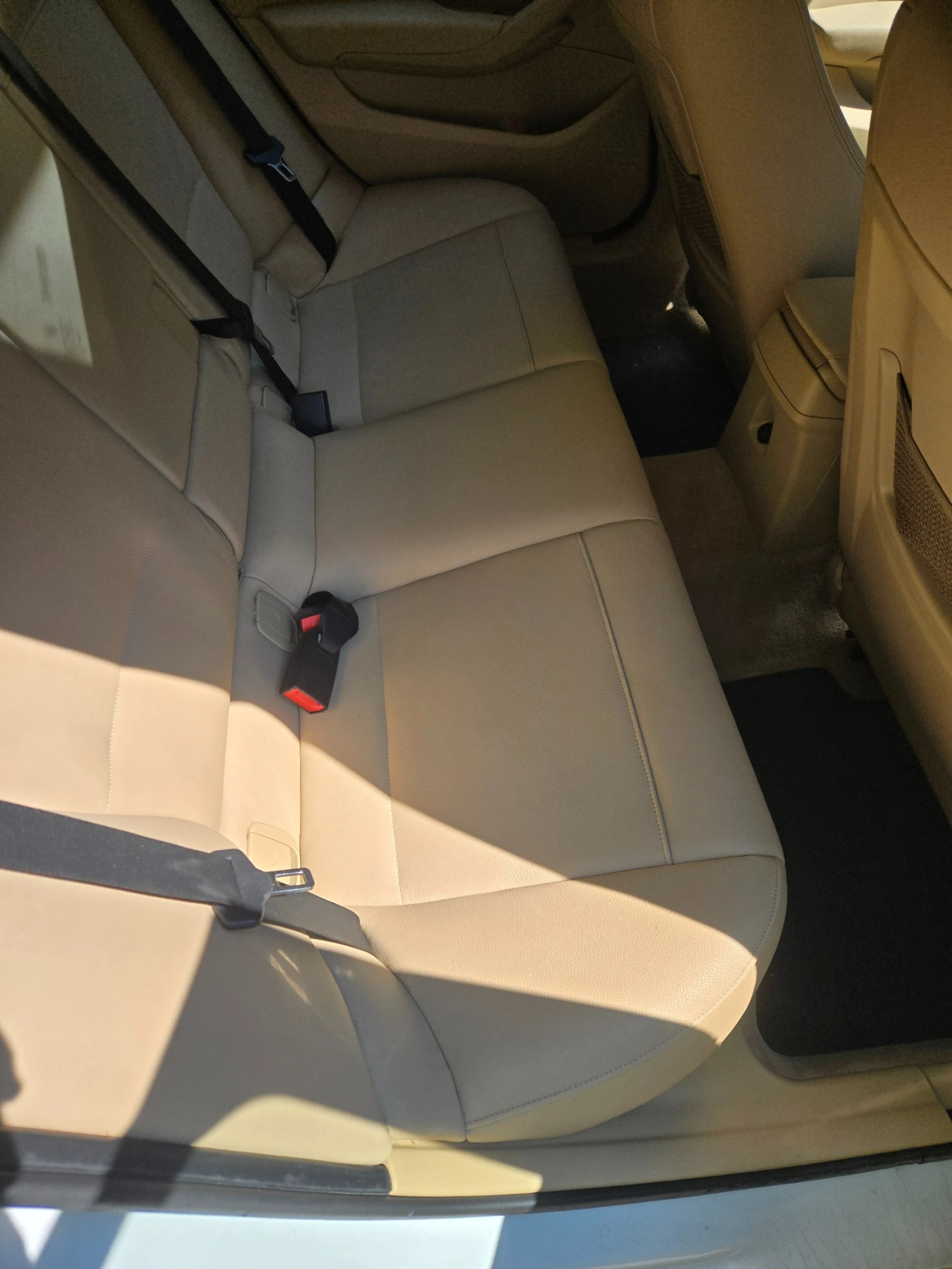 BMW X1 XDRIVE 2.8 - изображение 8