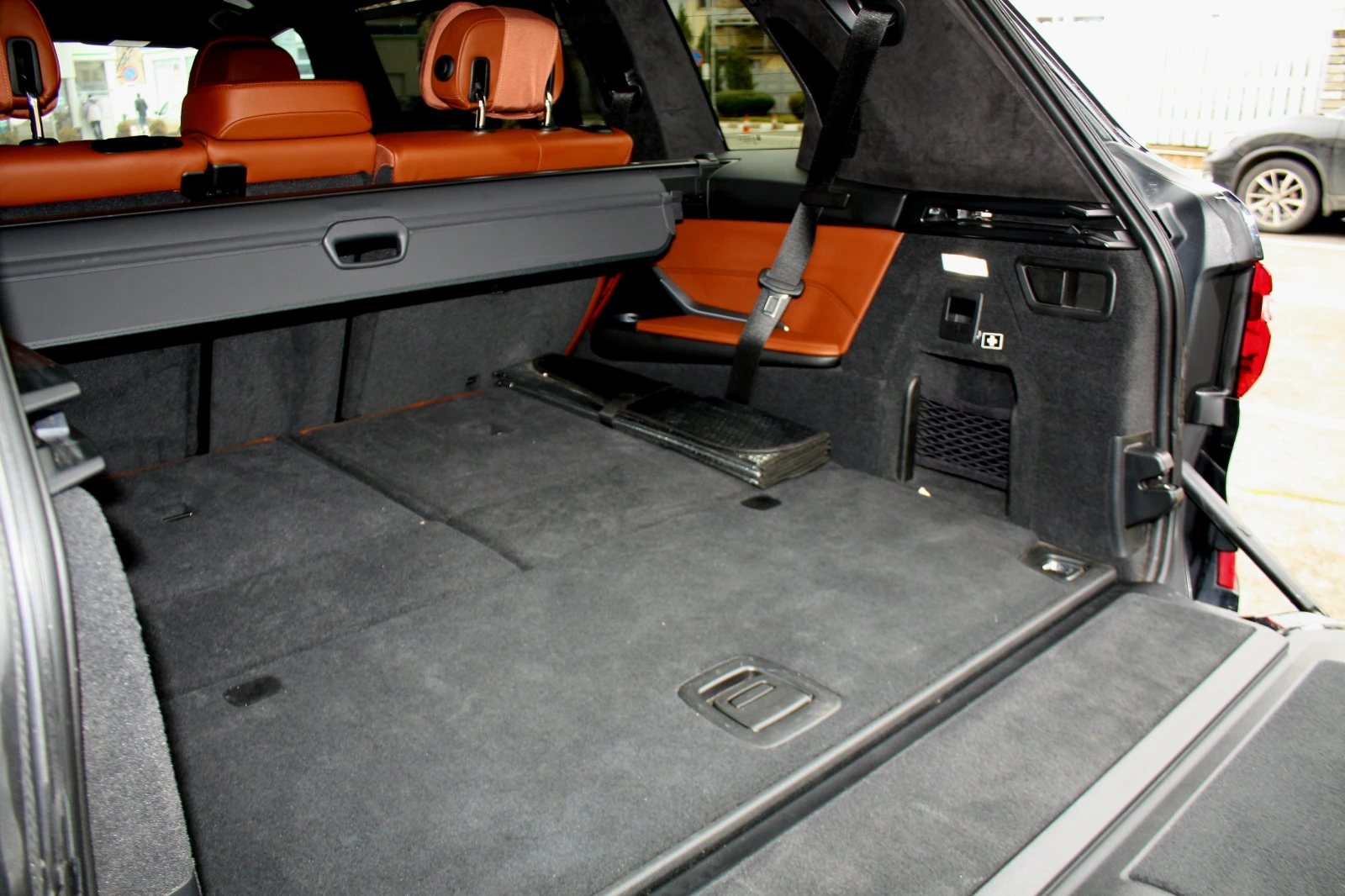 BMW X7 4.0D - изображение 9