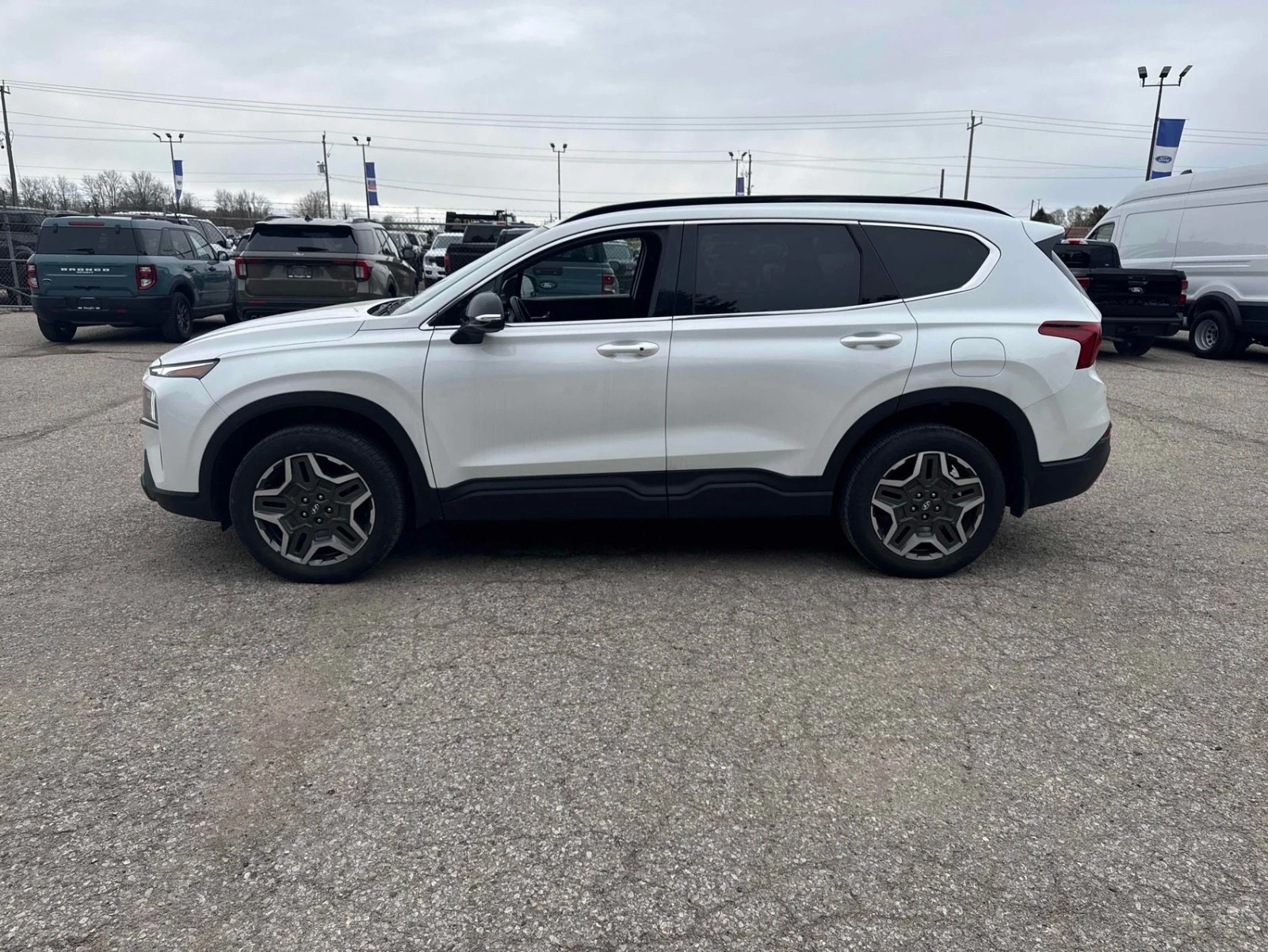 Hyundai Santa fe Urban/SmartSense/Collision-Avoidance/Safe Exit, снимка 3 - Автомобили и джипове - 54384835