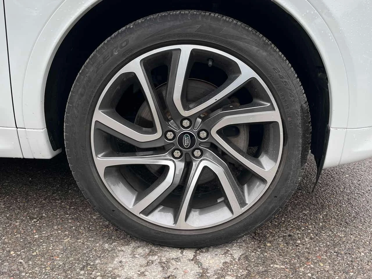 Land Rover Discovery Sport | R Dynamic SE | ПОДГРЕВ | ПАНОРАМА | , снимка 7 - Автомобили и джипове - 54452740