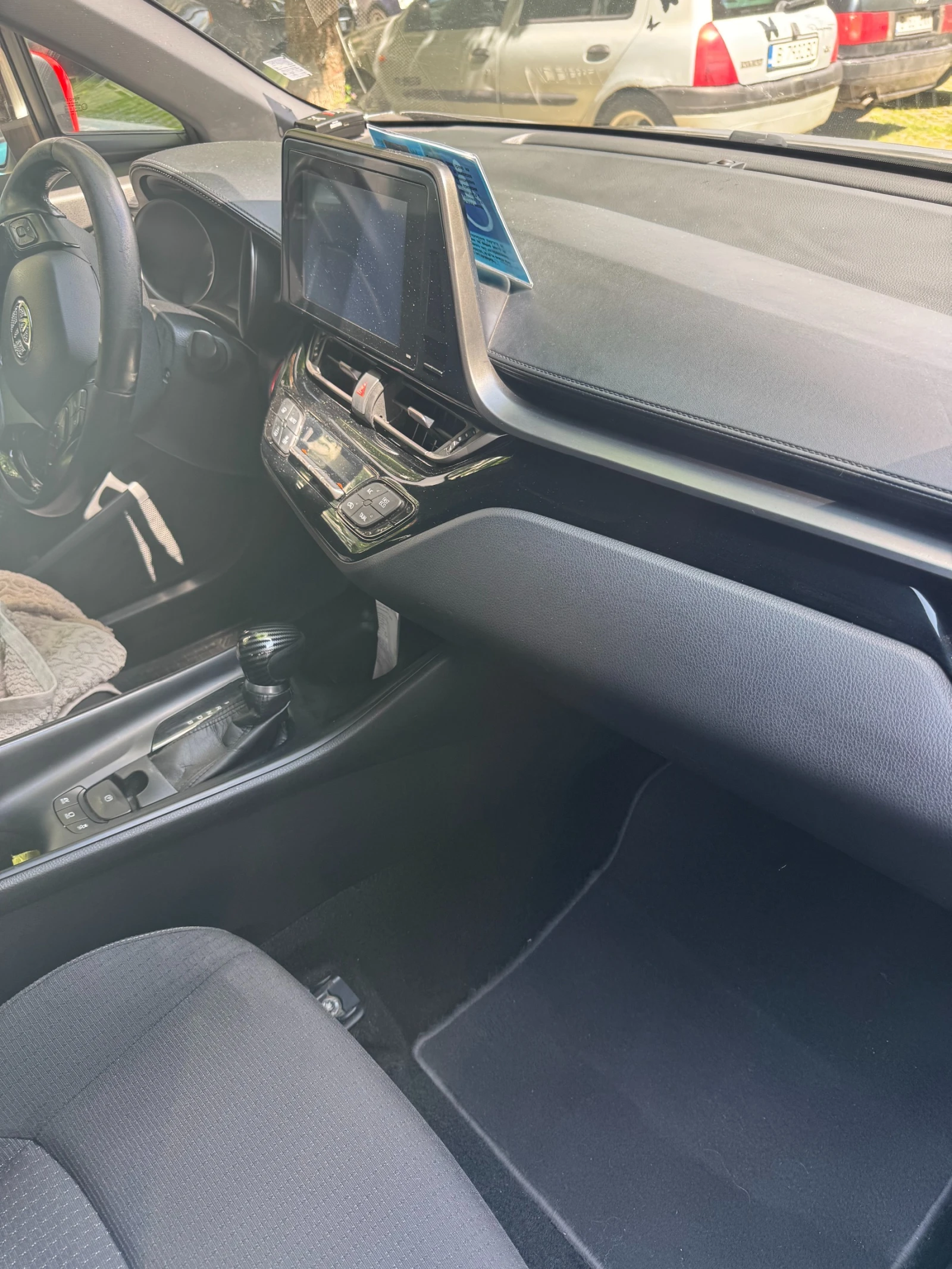 Toyota C-HR, снимка 13 - Автомобили и джипове - 54832949