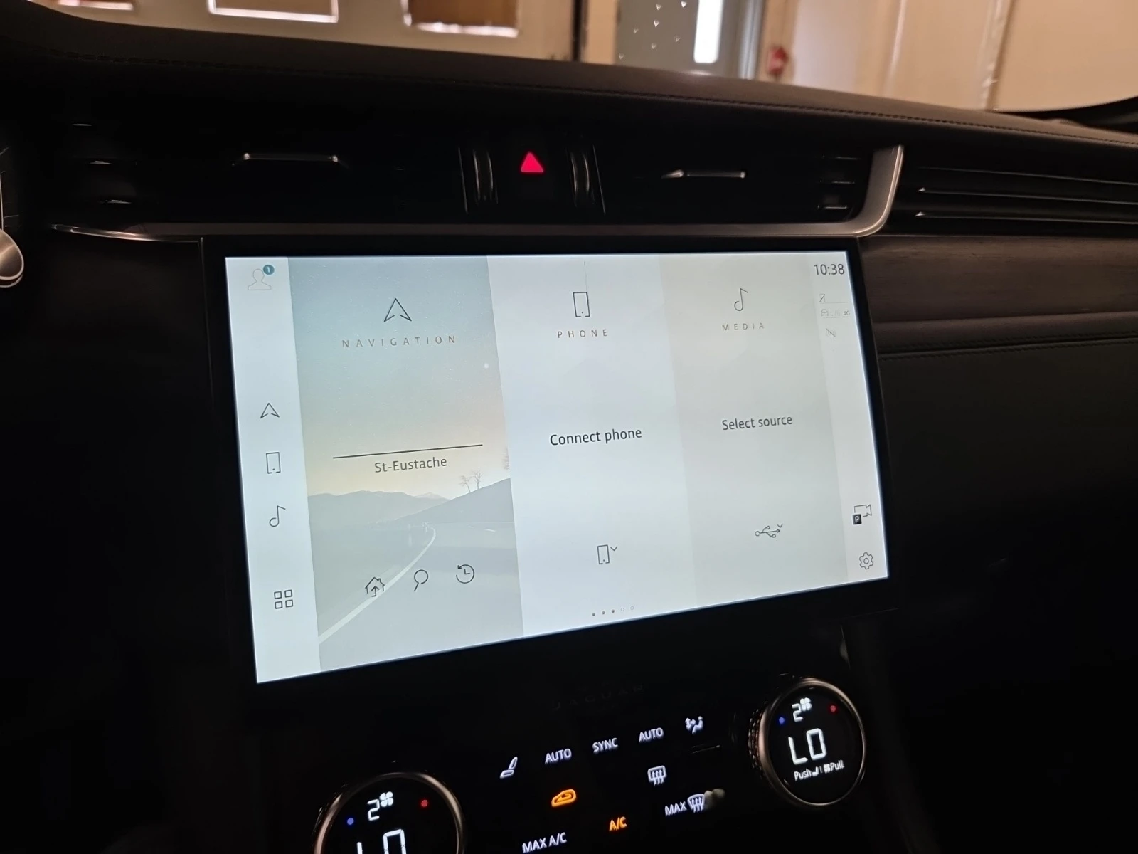 Jaguar F-PACE S * * CARFAX * * АВТО КРЕДИТ * * , снимка 9 - Автомобили и джипове - 54986924