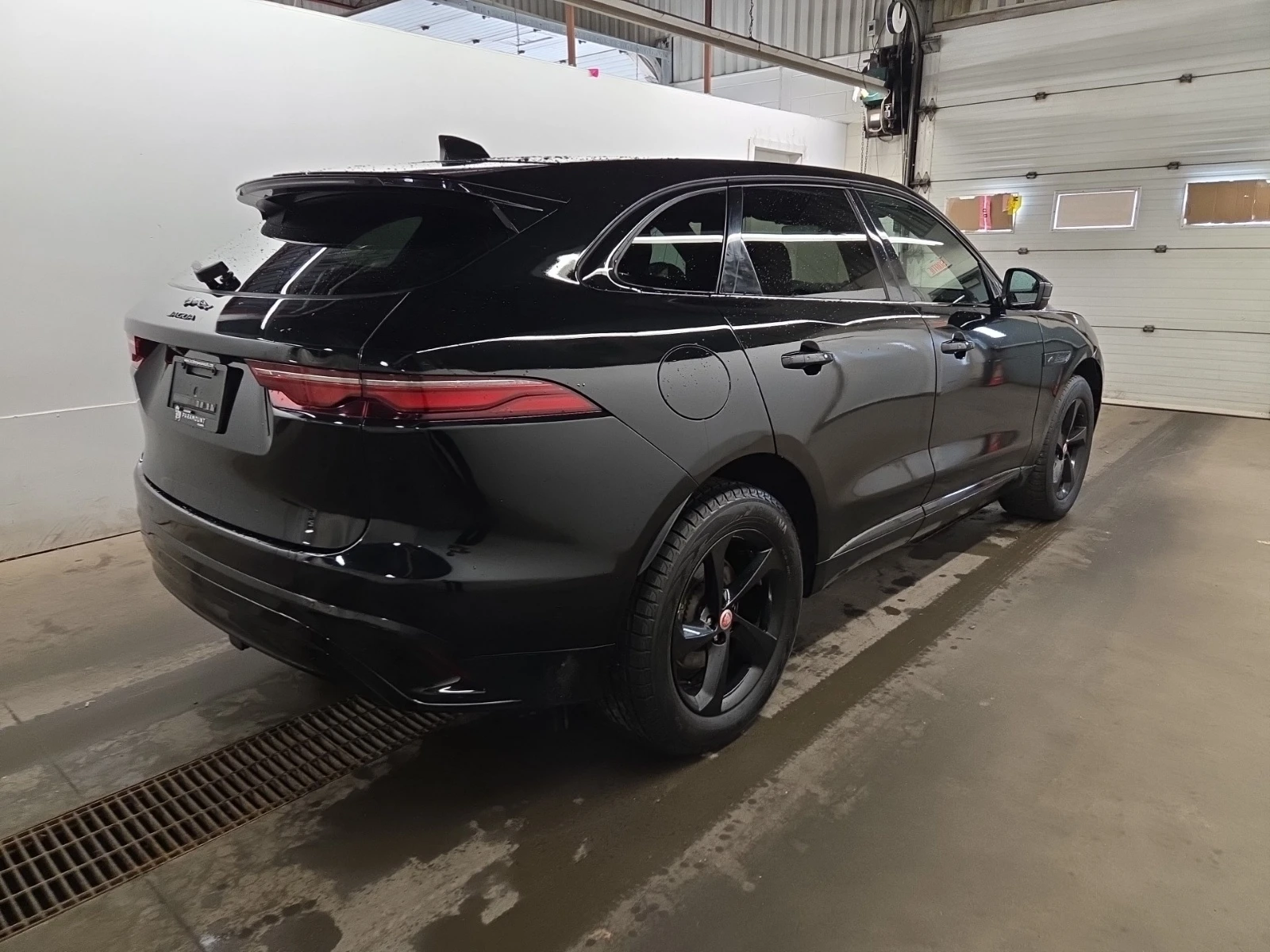 Jaguar F-PACE S * * CARFAX * * АВТО КРЕДИТ * * , снимка 3 - Автомобили и джипове - 54986924