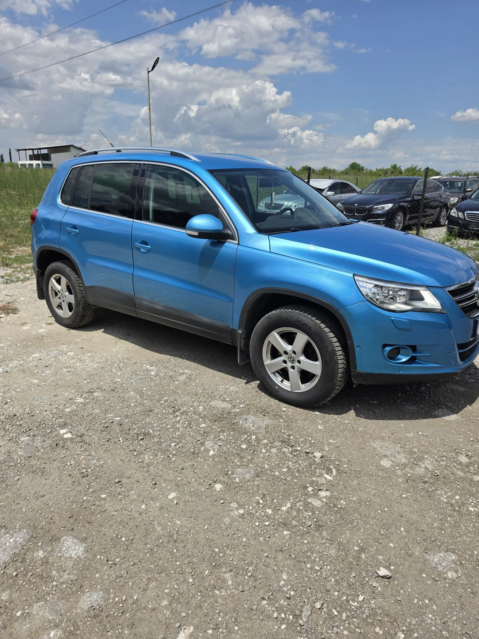 VW Tiguan Топ съатояние, снимка 3 - Автомобили и джипове - 55219764