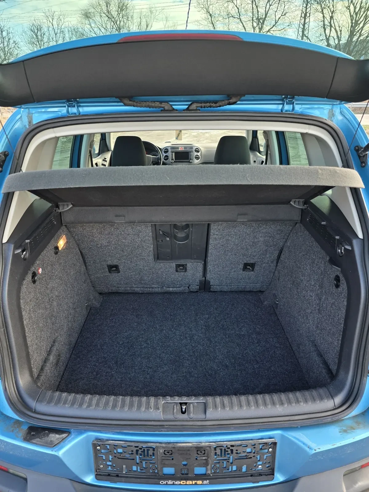 VW Tiguan Топ съатояние, снимка 12 - Автомобили и джипове - 55219764