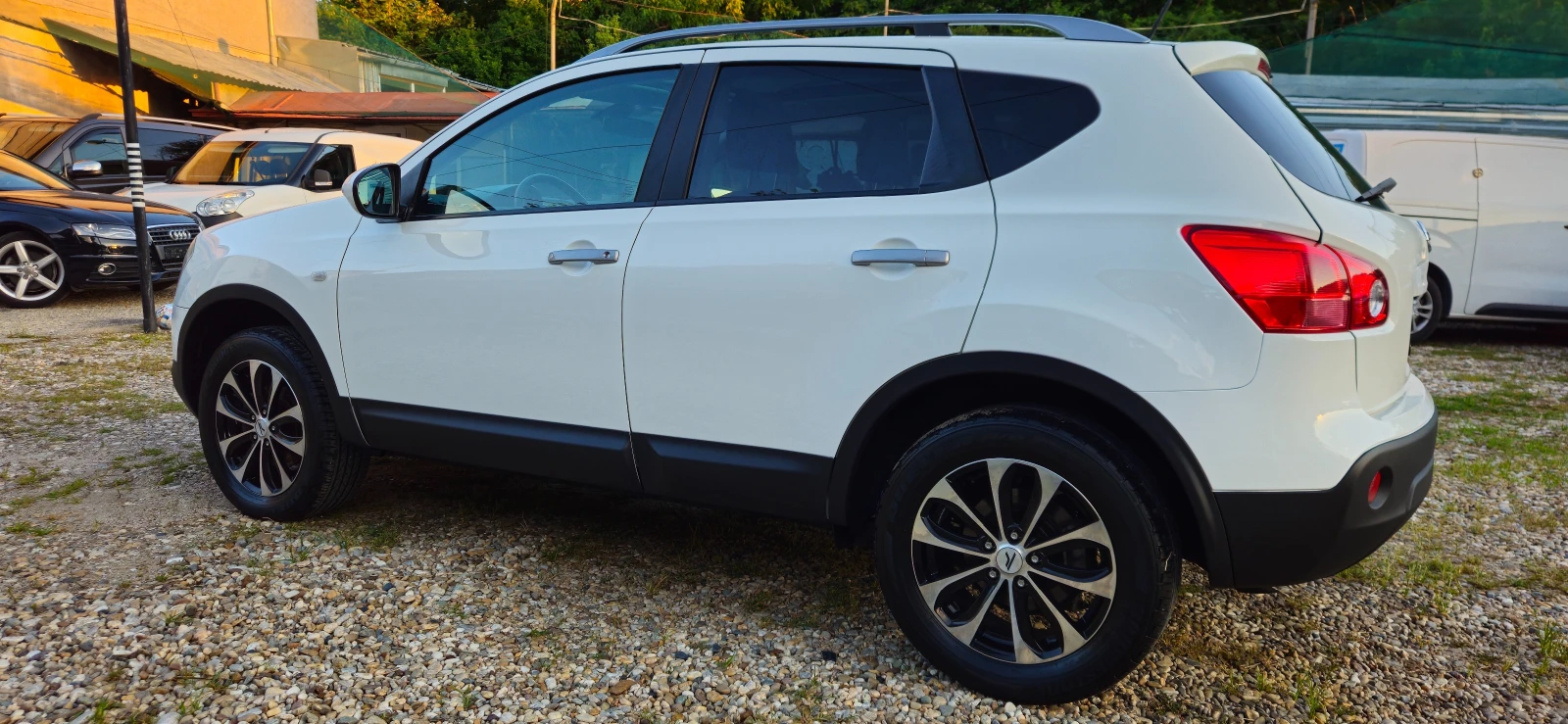 Nissan Qashqai N-TECK* 1, 5DCi-110кс* 2010г* НАВИ* КАМЕРА* ПАНОРА, снимка 4 - Автомобили и джипове - 55503791