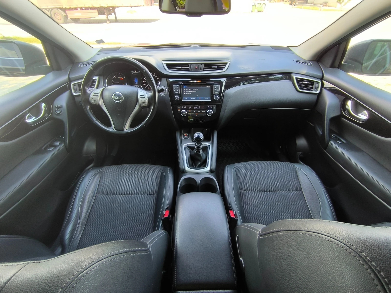 Nissan Qashqai 1.6 dCi TEKNA 4x4 | Mobile.bg � ����������� 5