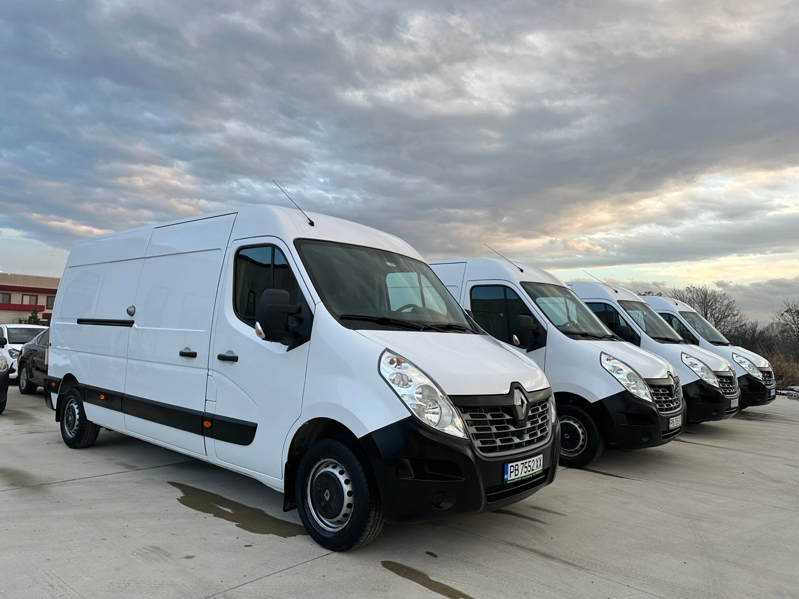 Renault Master 5-броя-L3H2-130кс - изображение 4