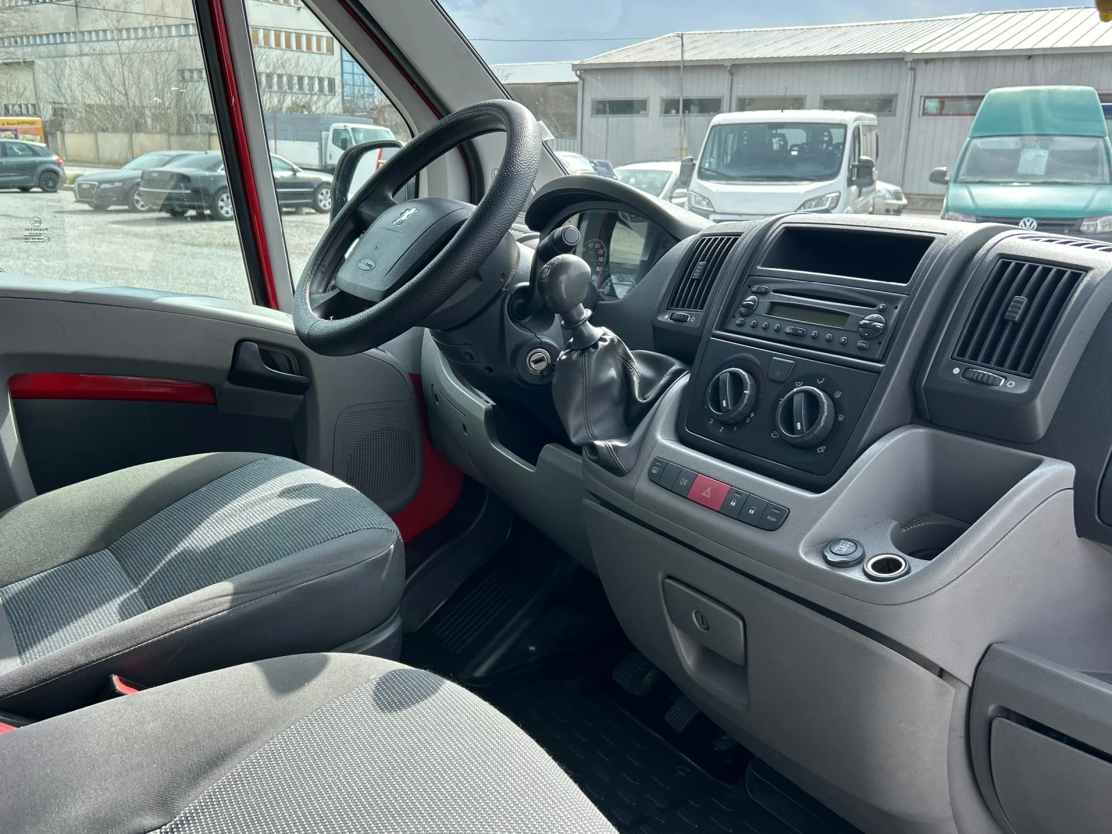 Peugeot Boxer 2.2HDI 120ps Пътнически ТОП, снимка 13 - Бусове и автобуси - 53925786