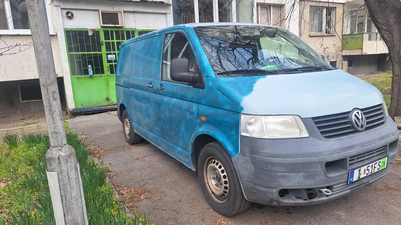 VW T5 Товарен, снимка 3 - Бусове и автобуси - 54671391