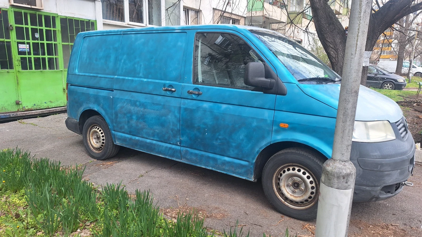 VW T5 Товарен, снимка 2 - Бусове и автобуси - 54671391