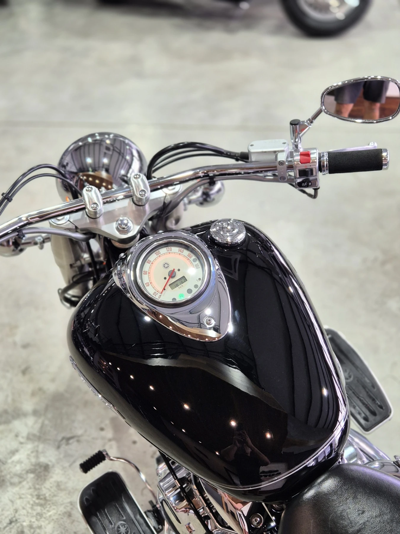 Yamaha Drag Star XVS 1100 CLASSIC 18000км!!! Нов внос от ШВЕЙЦАРИЯ , снимка 16 - Мотоциклети и мототехника - 56072047