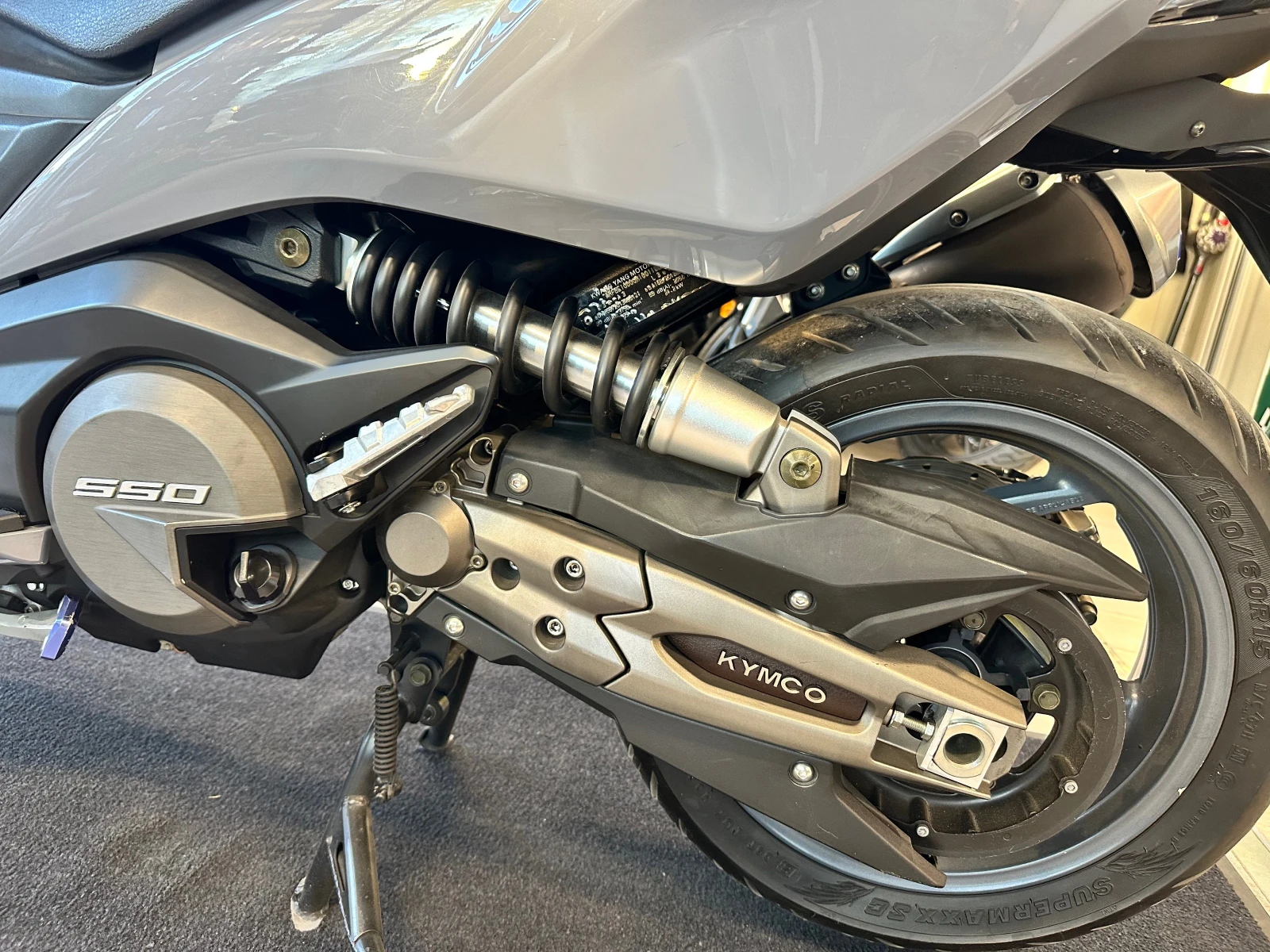 Kymco AK 550 Nardo Gray Noodoe/WiFi, снимка 10 - Мотоциклети и мототехника - 56339543