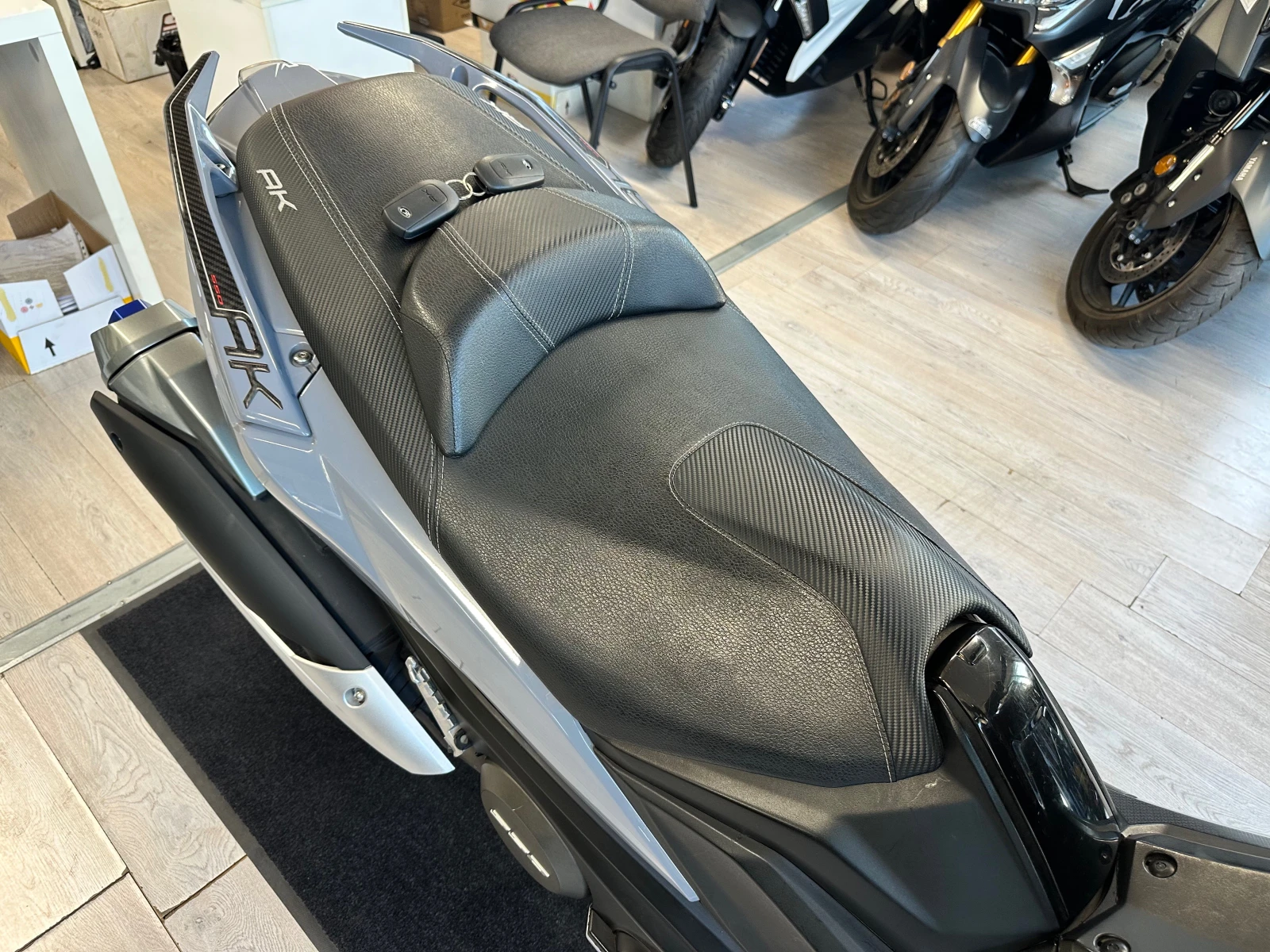 Kymco AK 550 Nardo Gray Noodoe/WiFi, снимка 4 - Мотоциклети и мототехника - 56339543