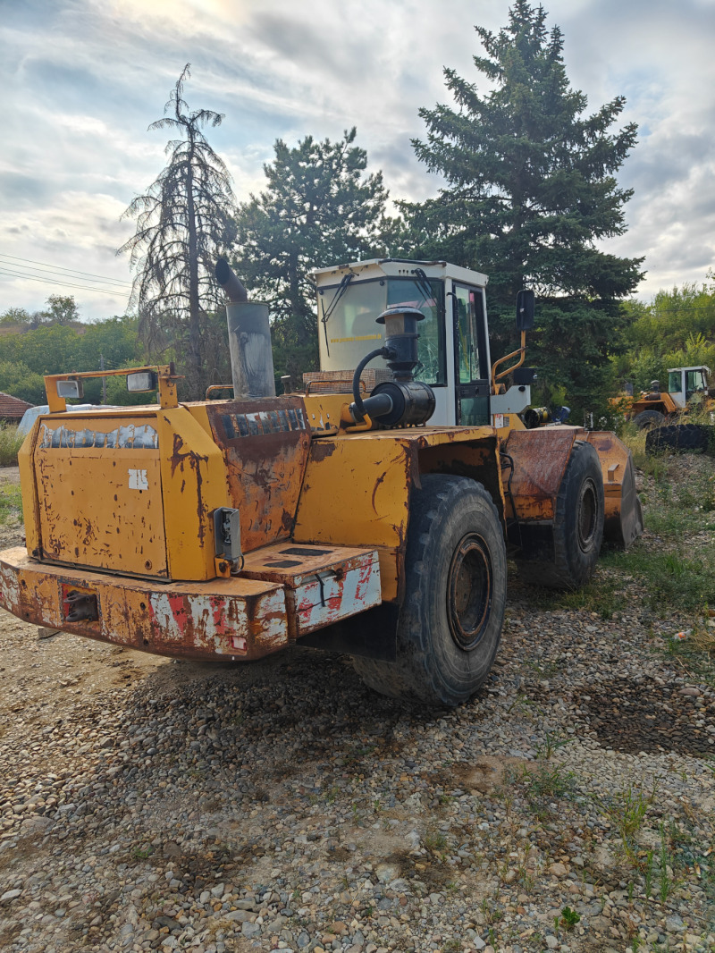 Челен товарач Liebherr 541, снимка 3 - Индустриална техника - 46804676