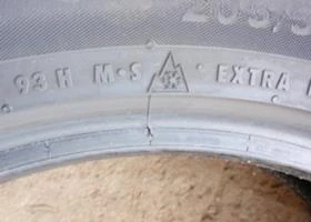 Гуми Всесезонни 205/50R17, снимка 10