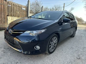 Toyota Auris 1.8 hybrid navi, снимка 1