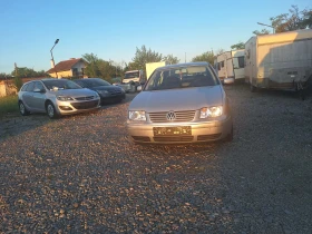VW Bora 1.6i klima, снимка 1