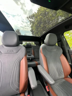 VW ID.4 Pro/Full/Matrix/Pano/HeadUp/360/Термопомпа/Масаж, снимка 13