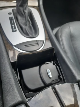 Mercedes-Benz E 320, снимка 3