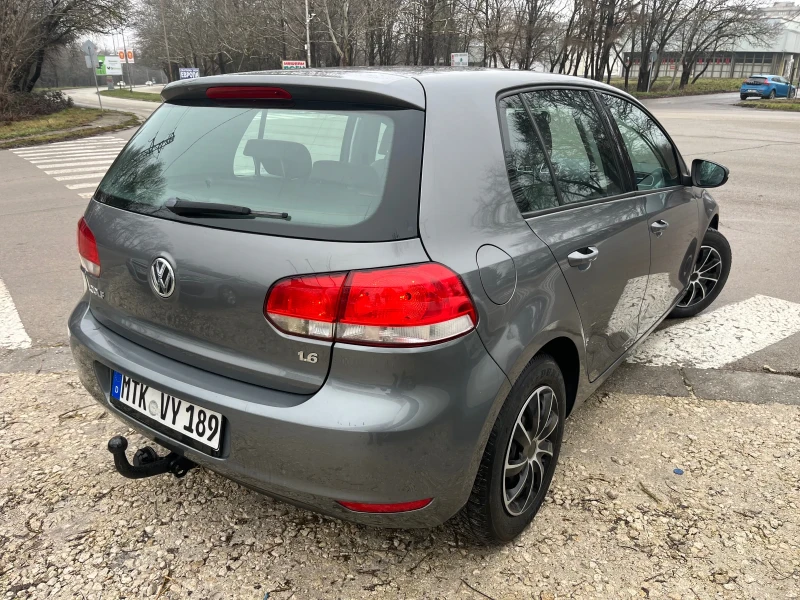 VW Golf 1.6i 102kc., снимка 6 - Автомобили и джипове - 43497171