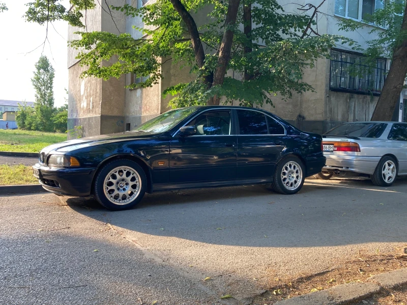 BMW 520, снимка 13 - Автомобили и джипове - 47313152