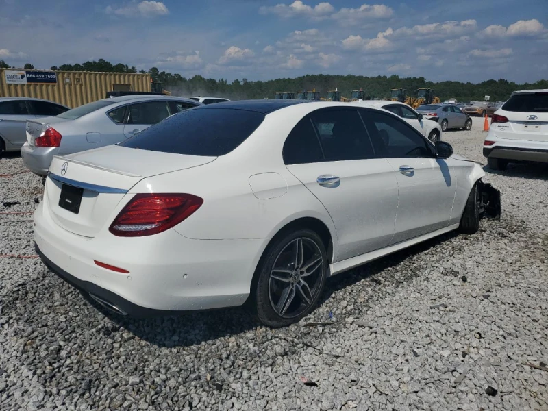 Mercedes-Benz E 300 FULL DIGITAL, снимка 3 - Автомобили и джипове - 47777380