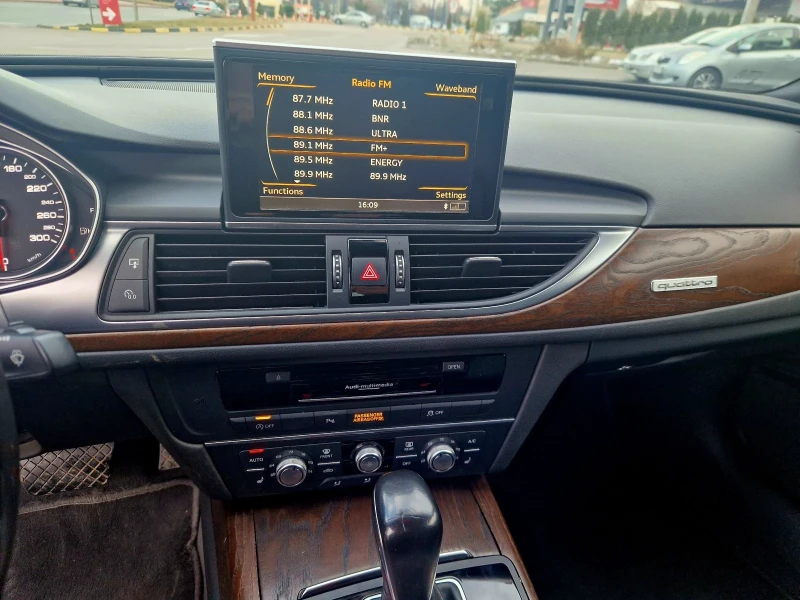 Audi A6 2.0T, снимка 11 - Автомобили и джипове - 48871901