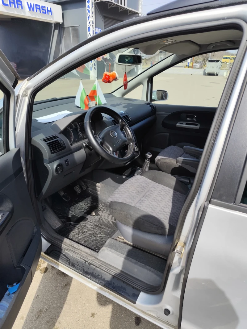 Seat Alhambra, снимка 9 - Автомобили и джипове - 49421448