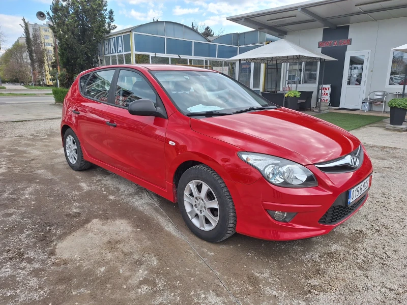 Hyundai I30 1.4 i, снимка 3 - Автомобили и джипове - 49814840