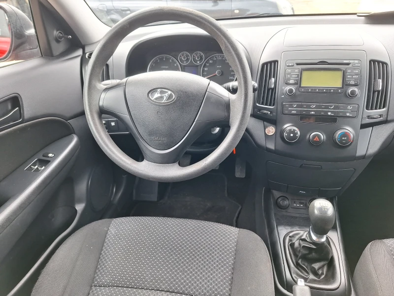 Hyundai I30 1.4 i, снимка 10 - Автомобили и джипове - 49814840