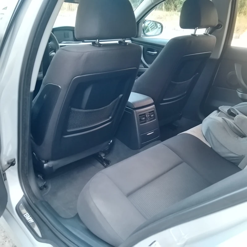 BMW 320 320D 177hp фейслифт, снимка 11 - Автомобили и джипове - 51896786