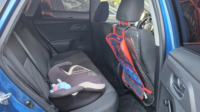 Toyota Auris 1.8 Hybrid* Перфектна* 4.5/100км* Отличен, снимка 8 - Автомобили и джипове - 52310492