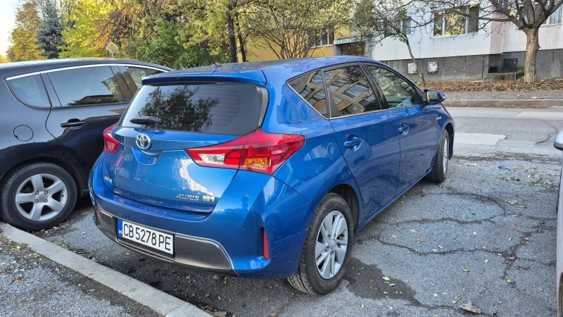 Toyota Auris 1.8 Hybrid* Перфектна* 4.5/100км* Отличен, снимка 4 - Автомобили и джипове - 52310492