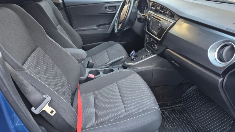 Toyota Auris 1.8 Hybrid* Перфектна* 4.5/100км* Отличен, снимка 7 - Автомобили и джипове - 52310492