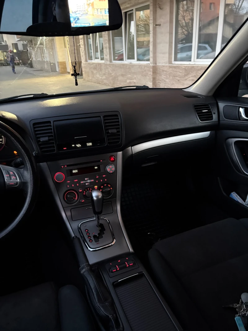 Subaru Outback 2.5 LPG USA, снимка 5 - Автомобили и джипове - 52743608