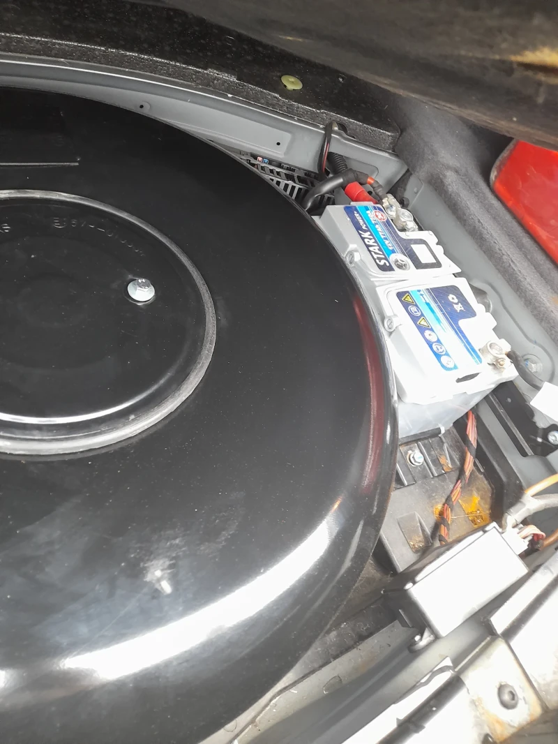 Mercedes-Benz E 320, снимка 13 - Автомобили и джипове - 52892781